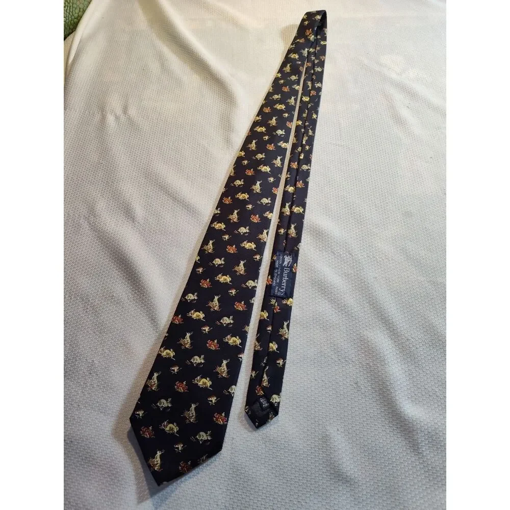 Burberrys Men's Silk Necktie Rabbits 56x4